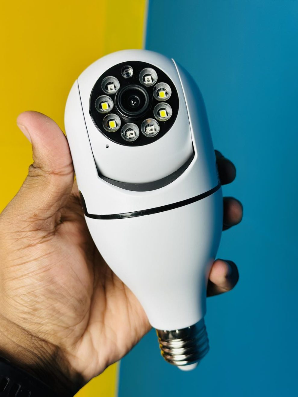 V380 PRO E27 Bulb Camera | 360° View, 1080P & AI Auto Tracking